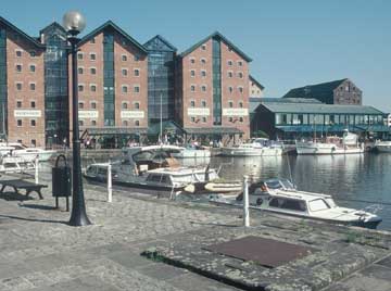 Looking east along the North Quay, Gloucester, in 2003